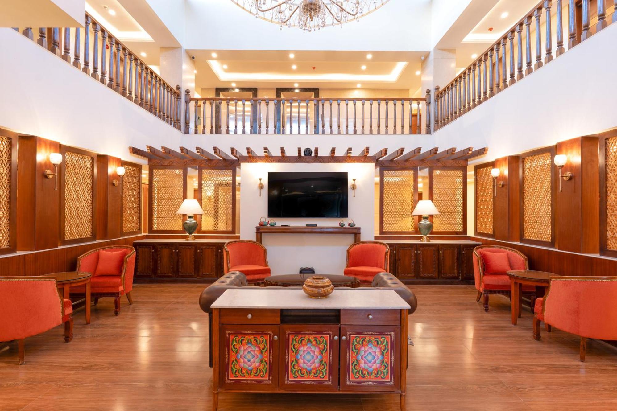 Hotel Dragon Leh Ngoại thất bức ảnh