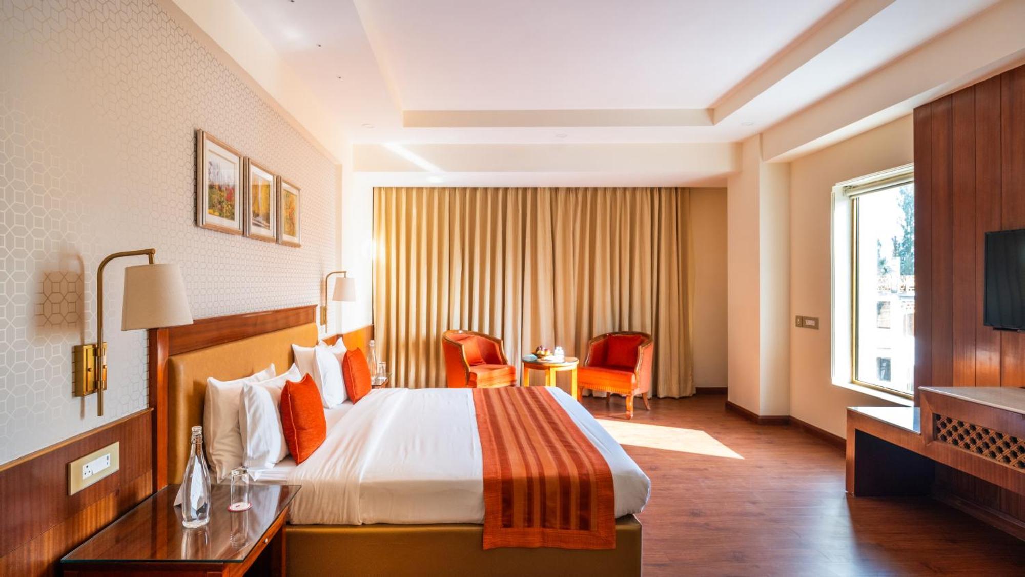Hotel Dragon Leh Ngoại thất bức ảnh