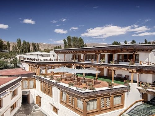 Hotel Dragon Leh Ngoại thất bức ảnh